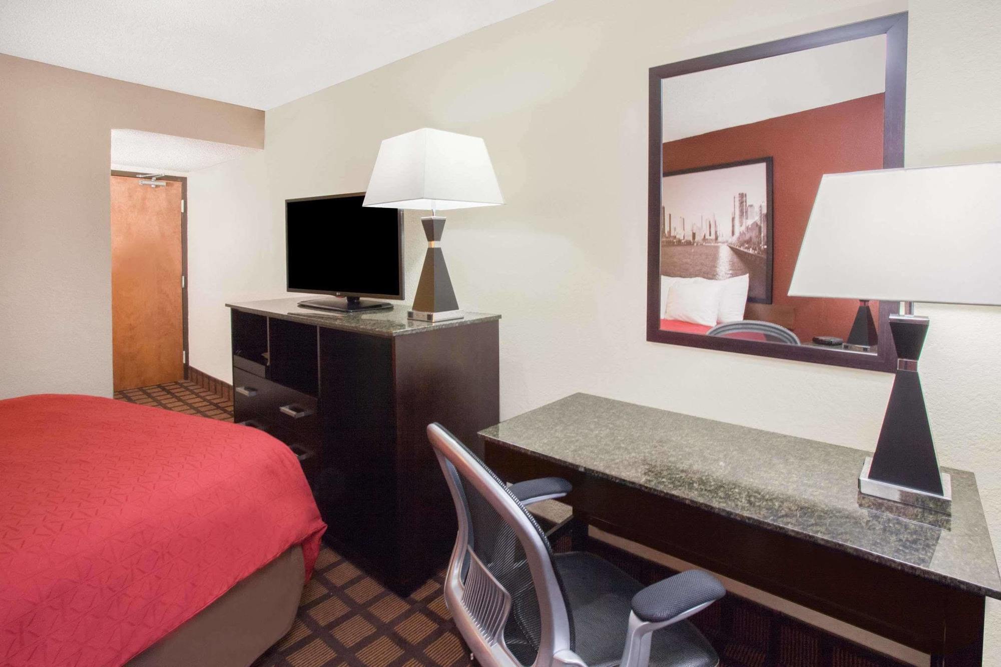 Hotel Super 8 By Wyndham Chicago Il Esterno foto